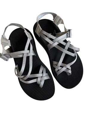 EUC Chaco ZCloud X2 Sandals Silver Size 9